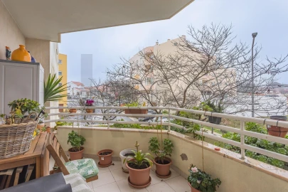 Apartamento T3 para Venda em Santa Maria, São Pedro e Matacães