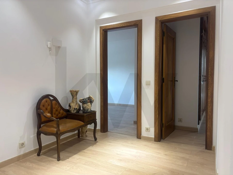 Moradia T4 para Venda em Santa Maria e São Miguel, São Martinho, São Pedro Penaferrim Foto 18