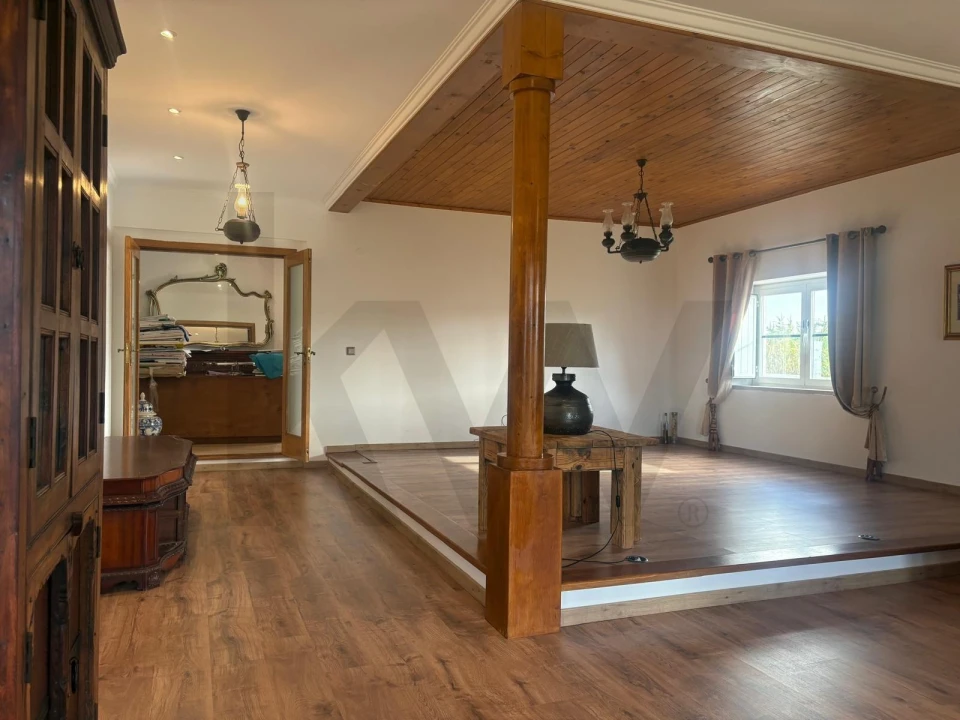 Moradia T4 para Venda em Santa Maria e São Miguel, São Martinho, São Pedro Penaferrim Foto 12