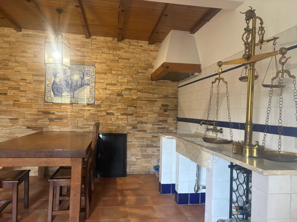 Moradia T4 para Venda em Santa Maria e São Miguel, São Martinho, São Pedro Penaferrim Foto 17