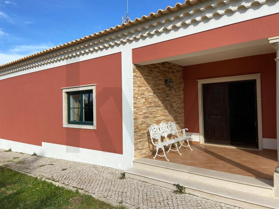 Moradia T4 para Venda em Santa Maria e São Miguel, São Martinho, São Pedro Penaferrim Foto 4