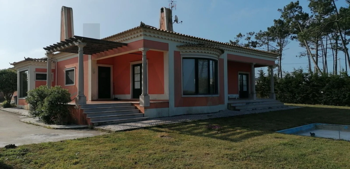 Moradia T4 para Venda em Santa Maria e São Miguel, São Martinho, São Pedro Penaferrim Foto 9