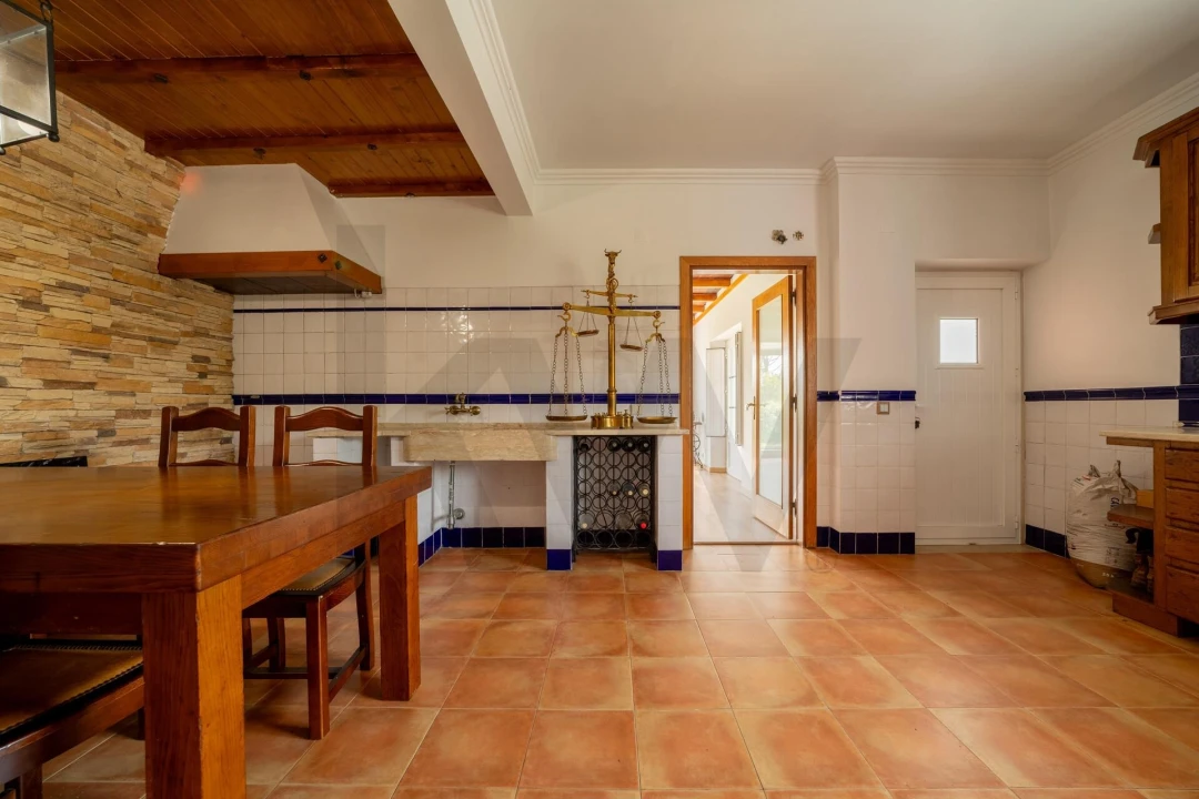 Moradia T4 para Venda em Santa Maria e São Miguel, São Martinho, São Pedro Penaferrim Foto 24