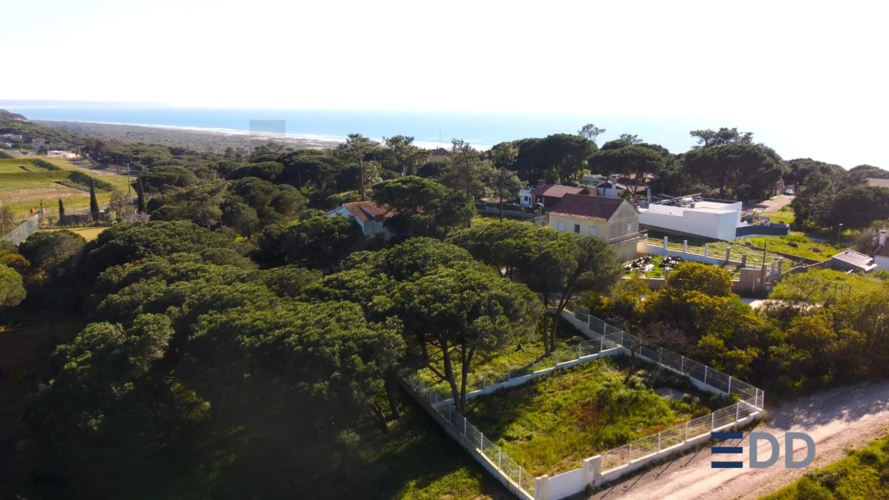Terreno para Venda em Charneca de Caparica e Sobreda Foto 7