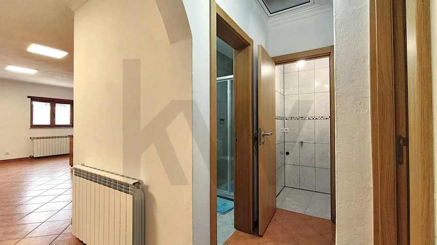 Moradia T3 para Venda em Aricera e Goujoim Foto 26