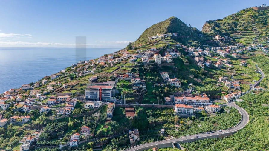 Terreno para Venda em Camara de Lobos Foto 9