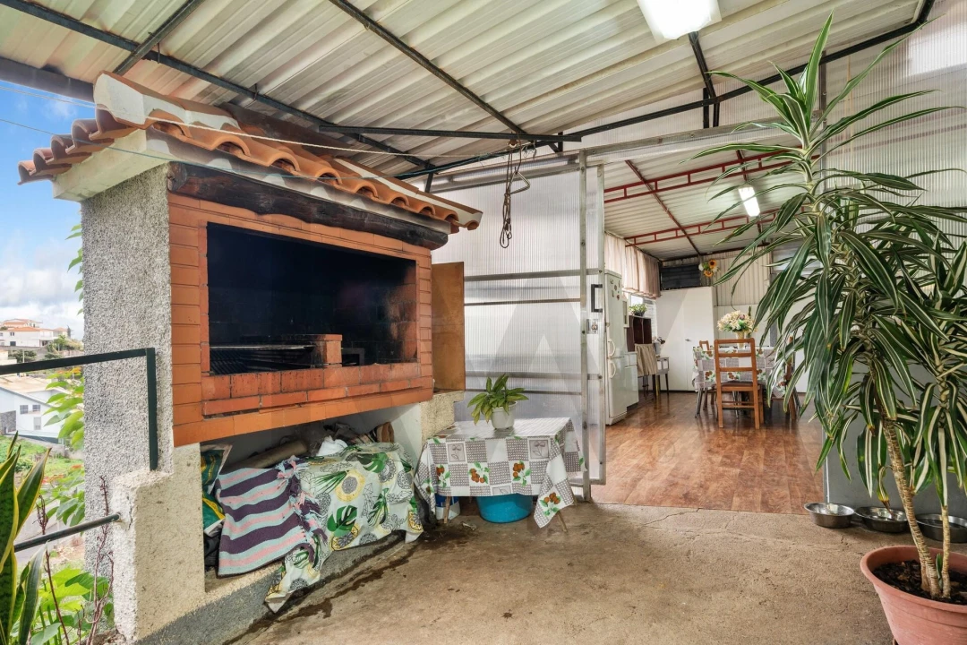 Moradia T2 para Venda em São Roque Foto 6