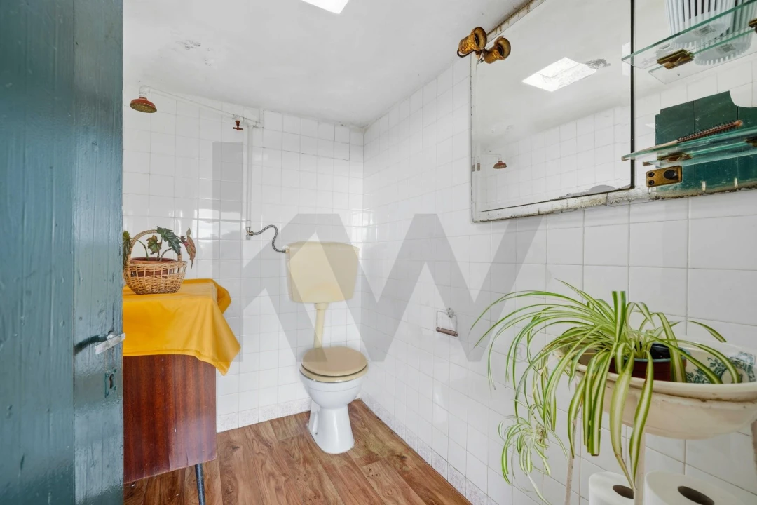 Moradia T2 para Venda em São Roque Foto 33