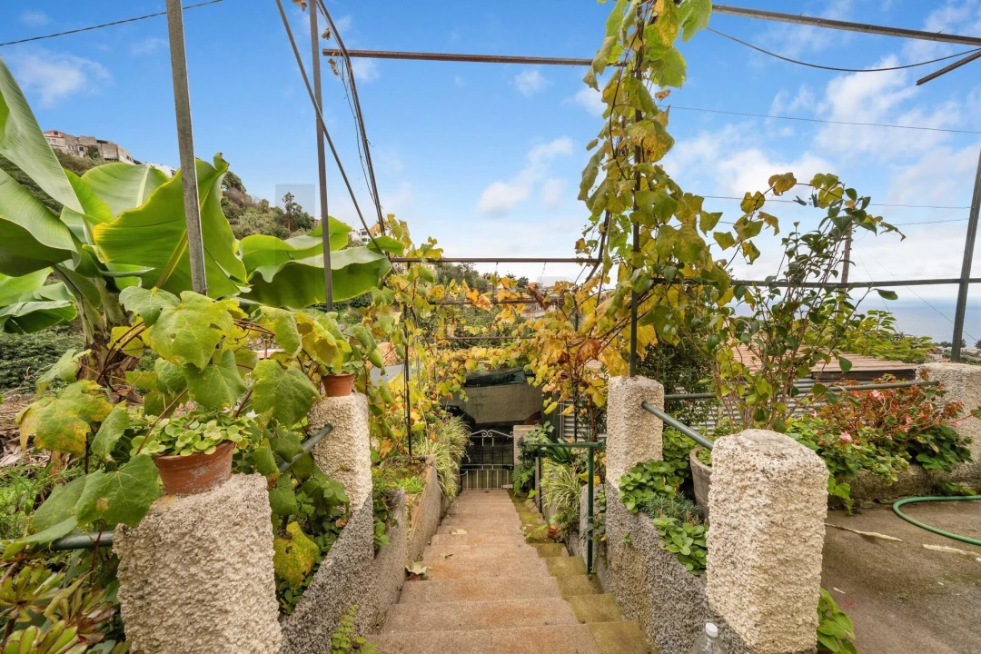 Moradia T2 para Venda em São Roque Foto 9