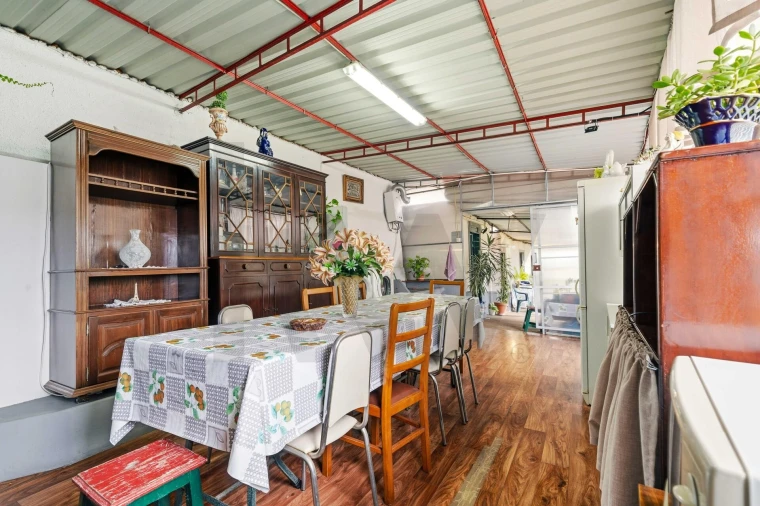 Moradia T2 para Venda em São Roque Foto 32