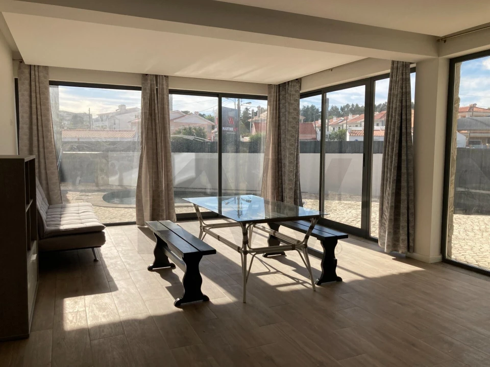 Moradia T3 para Arrendamento em Alcabideche Foto 6