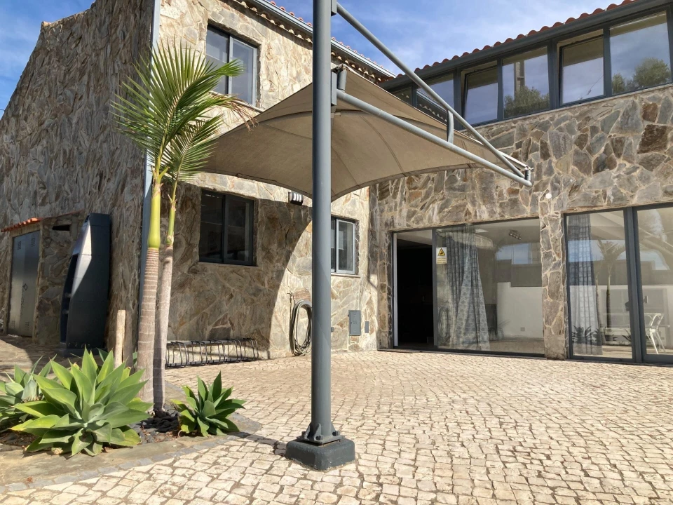 Moradia T3 para Arrendamento em Alcabideche Foto 2