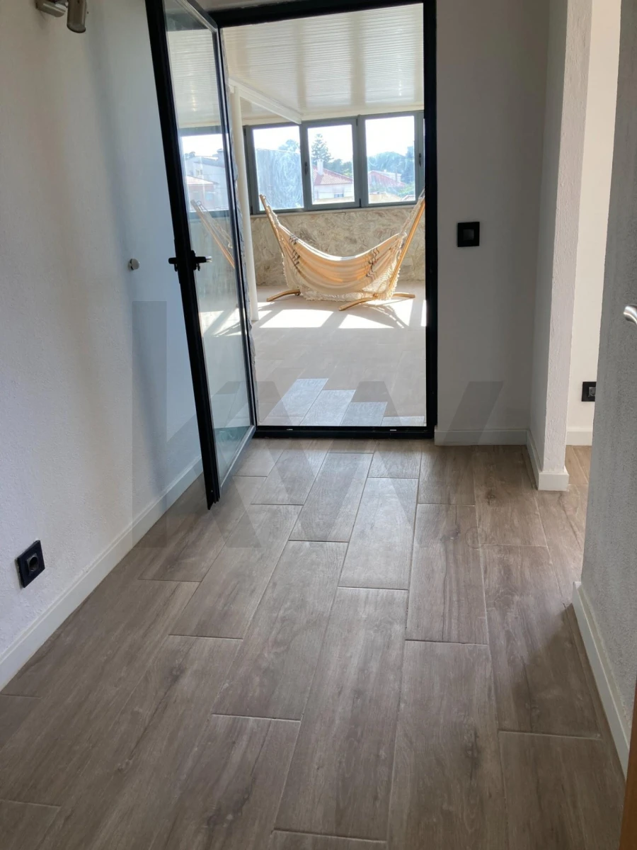 Moradia T3 para Arrendamento em Alcabideche Foto 25