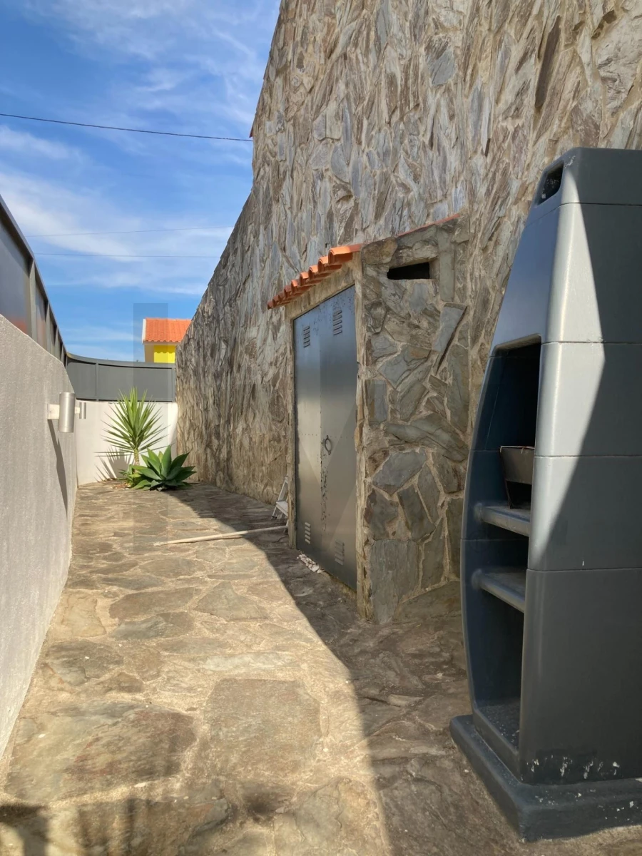 Moradia T3 para Arrendamento em Alcabideche Foto 4