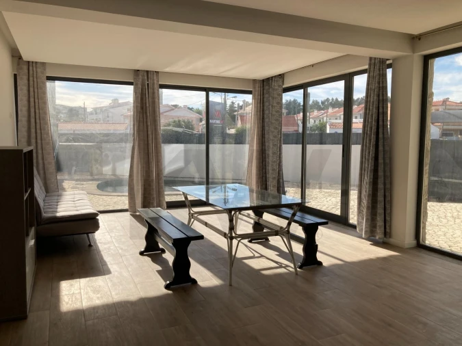 Moradia T3 para Arrendamento em Alcabideche Foto 6