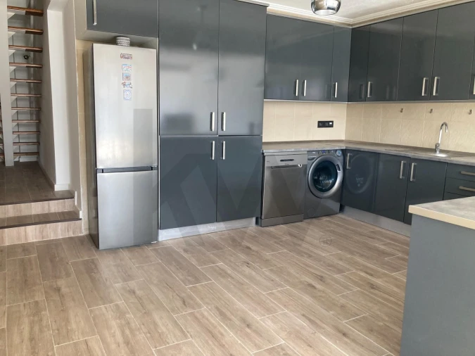 Moradia T3 para Arrendamento em Alcabideche Foto 7