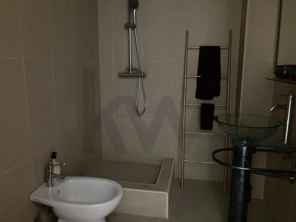 Moradia T3 para Arrendamento em Alcabideche Foto 17