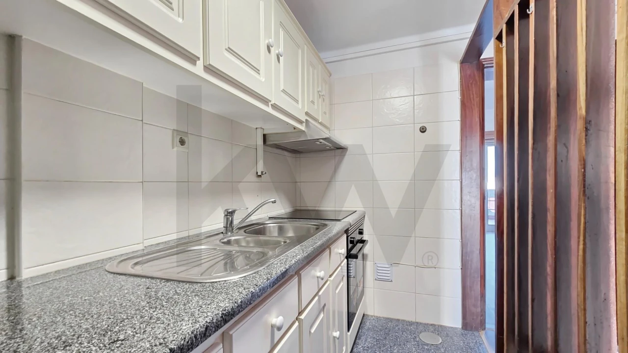 Apartamento T2 para Arrendamento em Requeixo, Nossa Senhora de Fátima e Nariz Foto 23