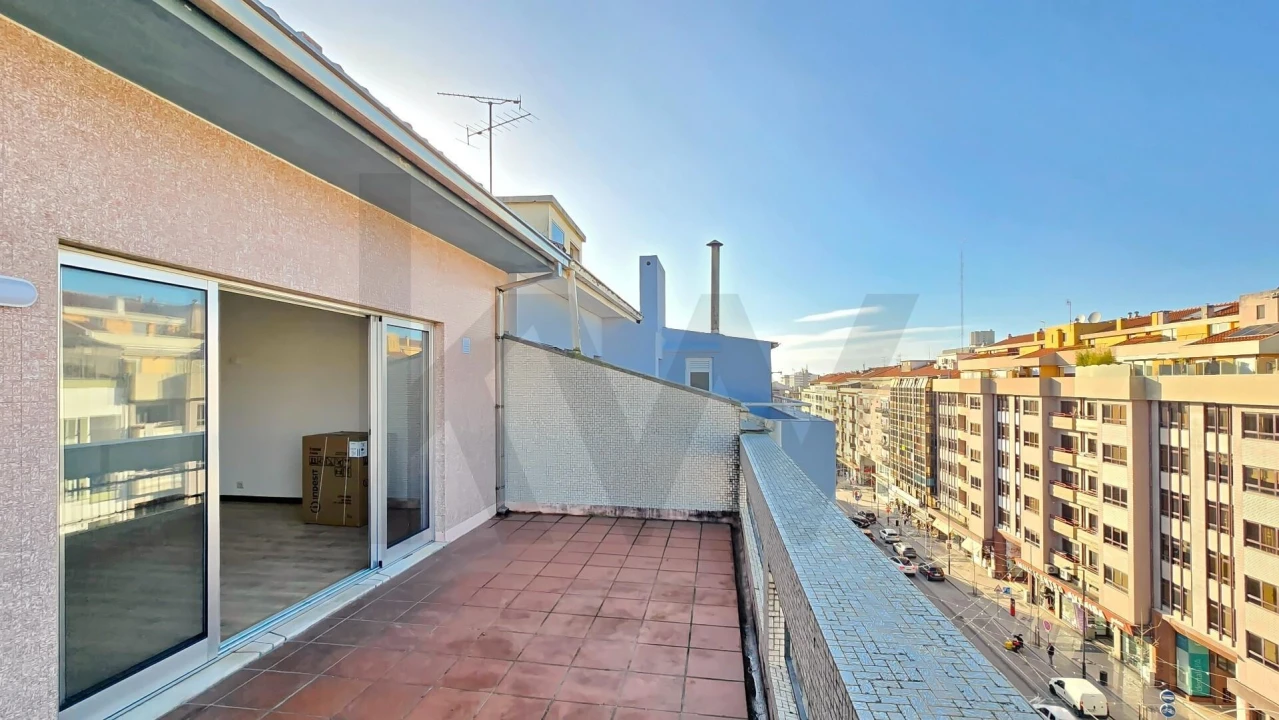 Apartamento T2 para Arrendamento em Requeixo, Nossa Senhora de Fátima e Nariz Foto 27