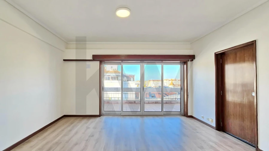 Apartamento T2 para Arrendamento em Requeixo, Nossa Senhora de Fátima e Nariz Foto 1