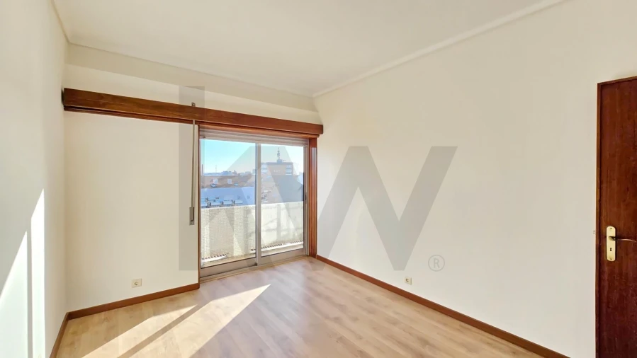 Apartamento T2 para Arrendamento em Requeixo, Nossa Senhora de Fátima e Nariz Foto 12