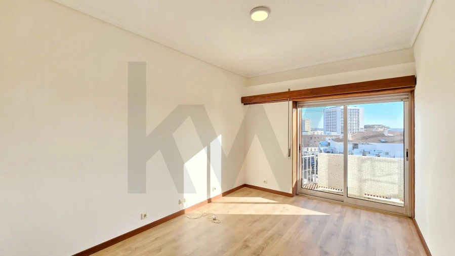 Apartamento T2 para Arrendamento em Requeixo, Nossa Senhora de Fátima e Nariz Foto 11