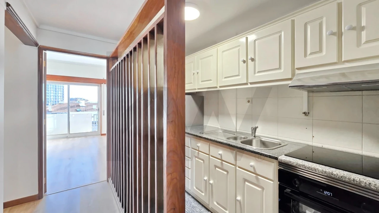 Apartamento T2 para Arrendamento em Requeixo, Nossa Senhora de Fátima e Nariz Foto 22