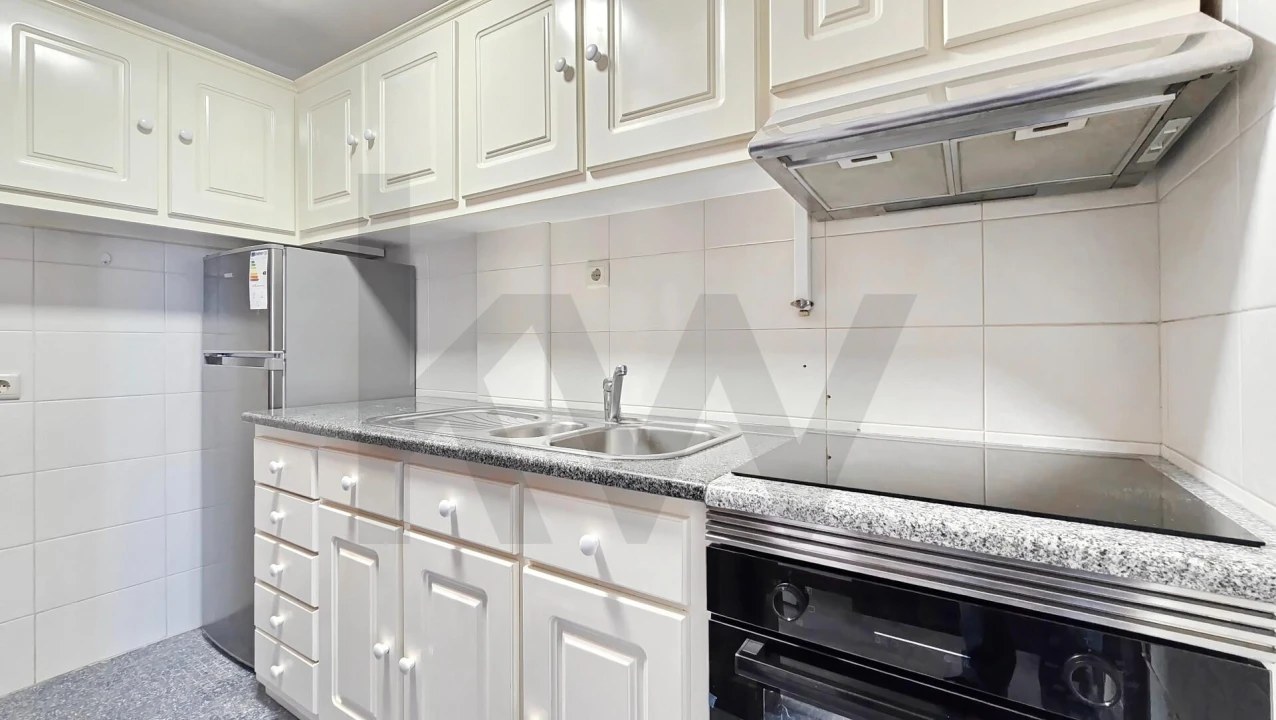 Apartamento T2 para Arrendamento em Requeixo, Nossa Senhora de Fátima e Nariz Foto 5