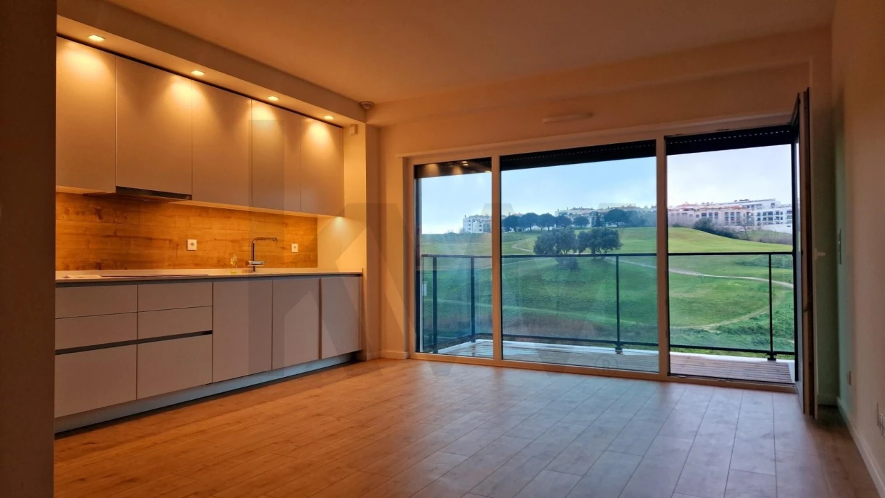 Apartamento T1 para Arrendamento em Lumiar Foto 33