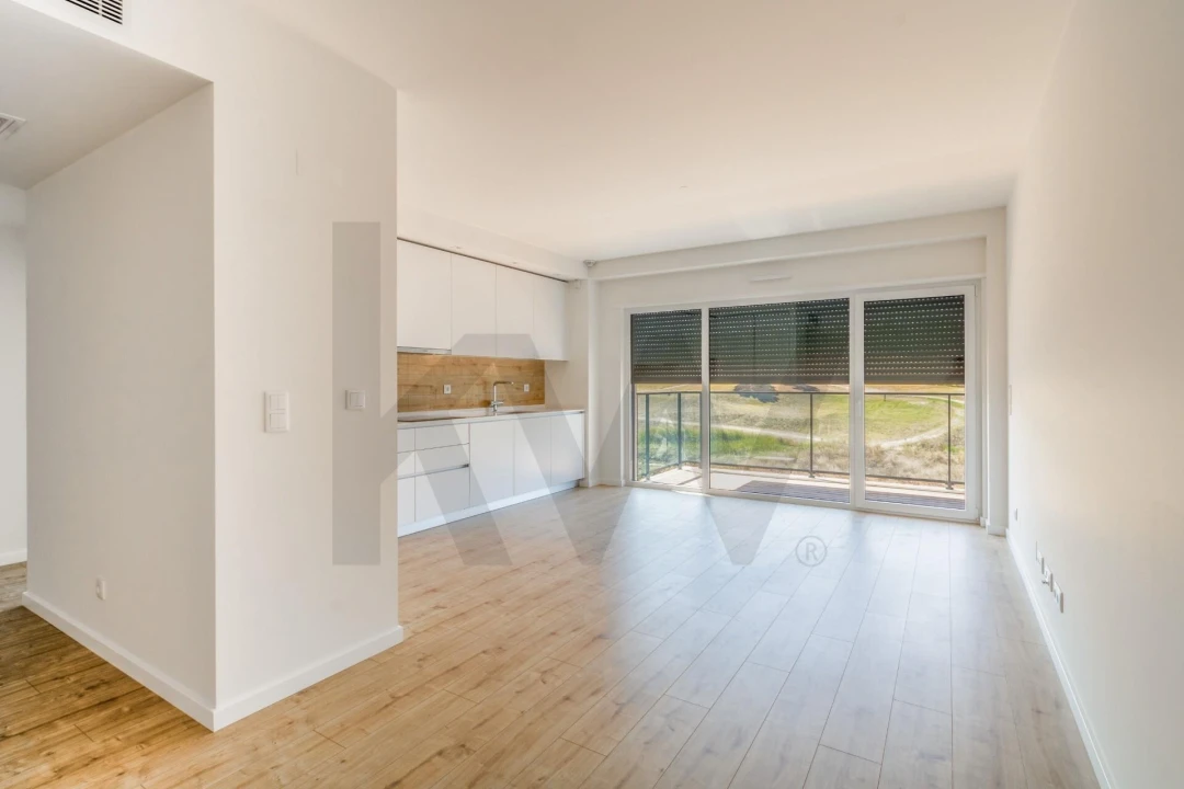 Apartamento T1 para Arrendamento em Lumiar Foto 37