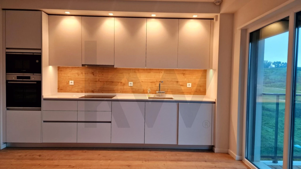 Apartamento T1 para Arrendamento em Lumiar Foto 35