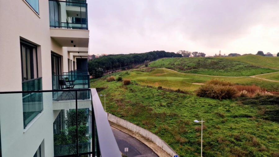 Apartamento T1 para Arrendamento em Lumiar Foto 29