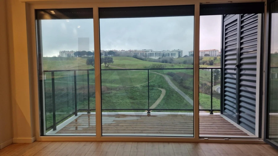 Apartamento T1 para Arrendamento em Lumiar Foto 34