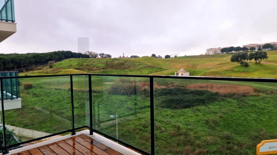 Apartamento T1 para Arrendamento em Lumiar Foto 21