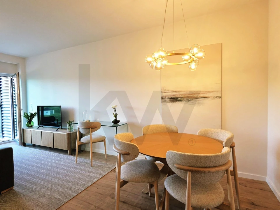 Apartamento T1 para Arrendamento em Lumiar Foto 2