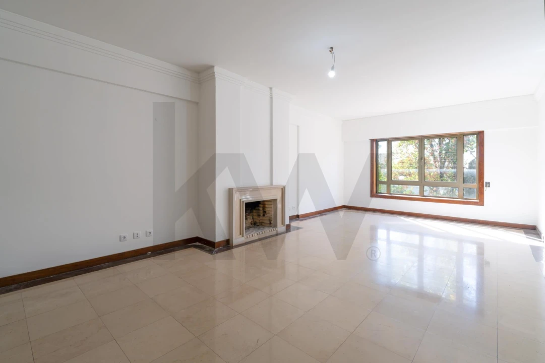 Apartamento T3 para Arrendamento em Santa Clara Foto 7