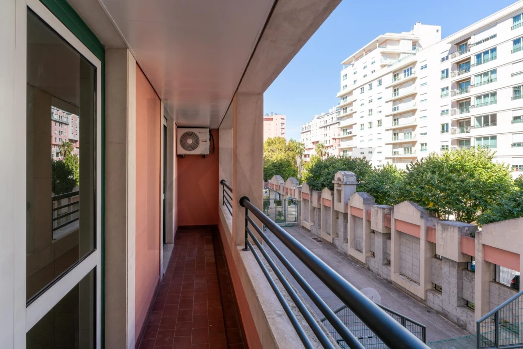 Apartamento T3 para Arrendamento em Santa Clara Foto 28