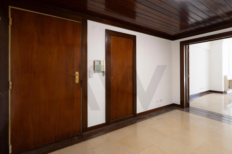 Apartamento T3 para Arrendamento em Santa Clara Foto 27