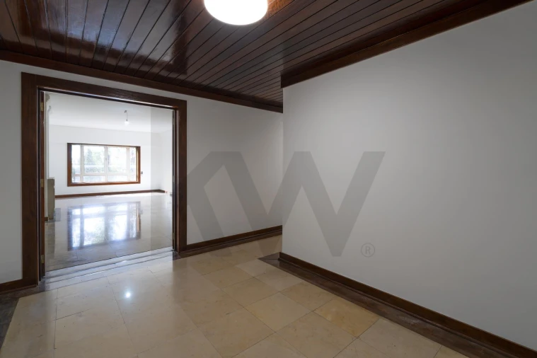 Apartamento T3 para Arrendamento em Santa Clara Foto 5