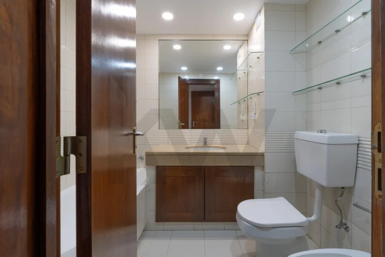 Apartamento T3 para Arrendamento em Santa Clara Foto 19