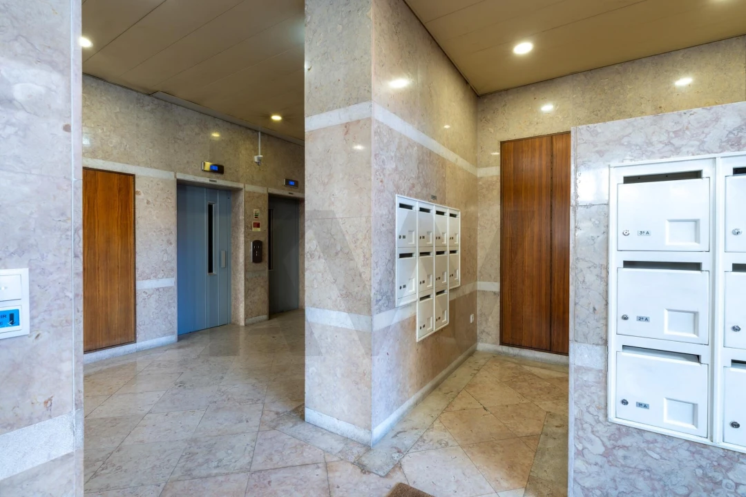 Apartamento T3 para Arrendamento em Santa Clara Foto 35