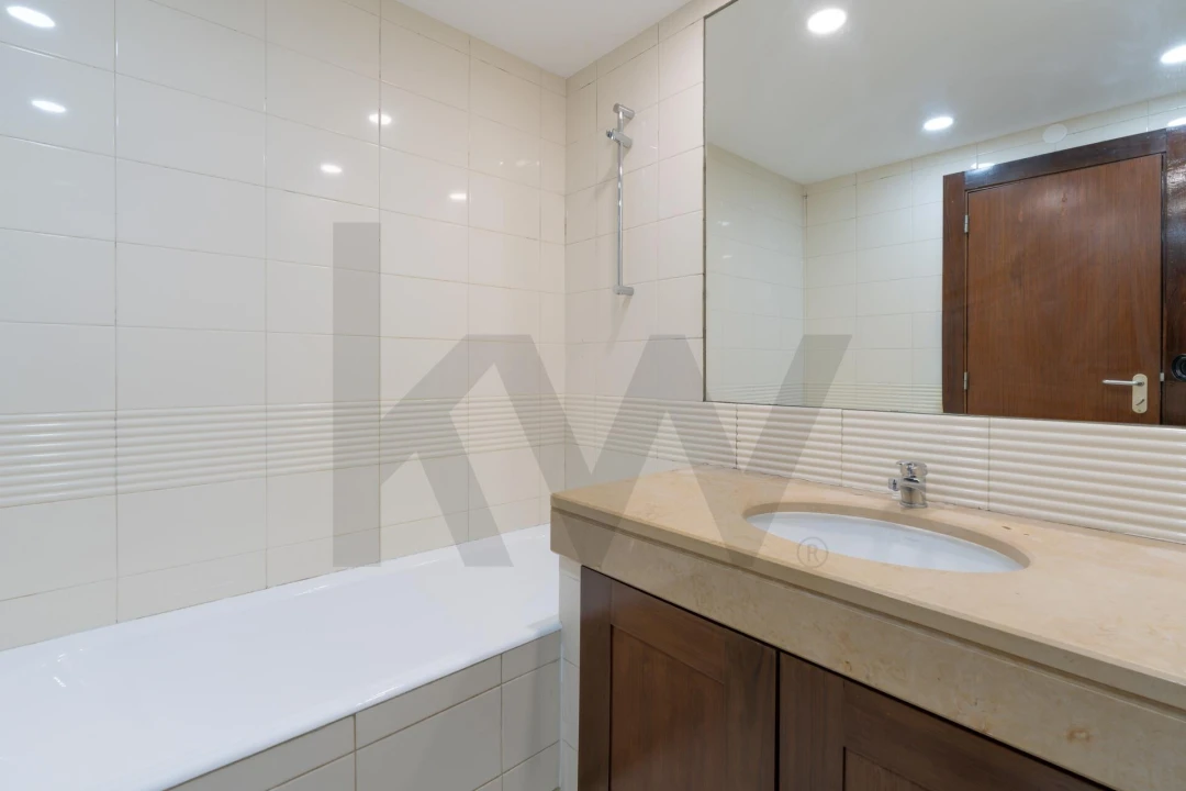 Apartamento T3 para Arrendamento em Santa Clara Foto 14