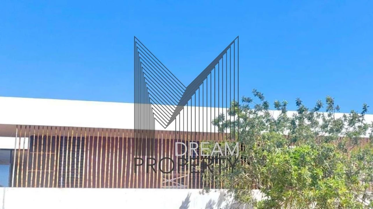 Moradia T4 para Venda em Santa Barbara de Nexe Foto 27