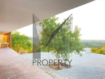 Moradia T4 para Venda em Santa Barbara de Nexe