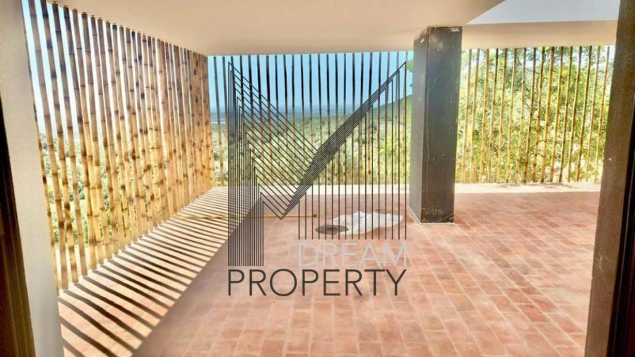 Moradia T4 para Venda em Santa Barbara de Nexe Foto 25