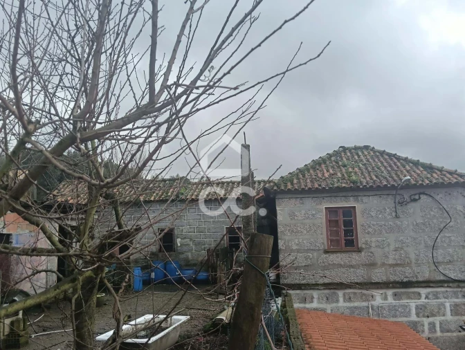 Moradia T3 para Venda em Selho (São Cristovão) Foto 2