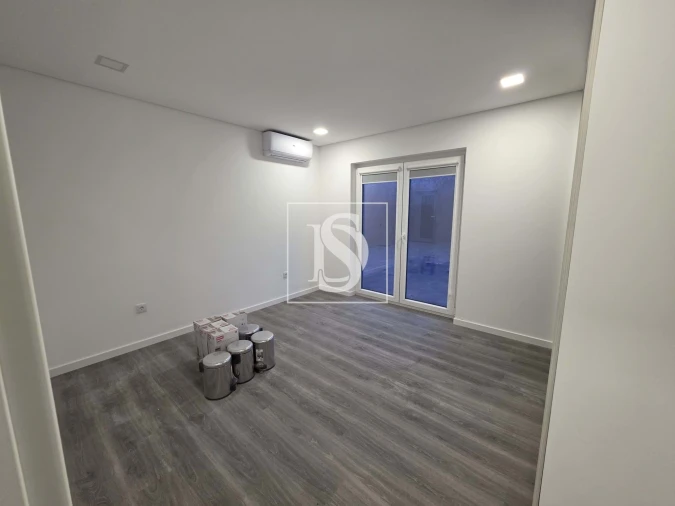 Apartamento T1 para Venda em Molelos Foto 8