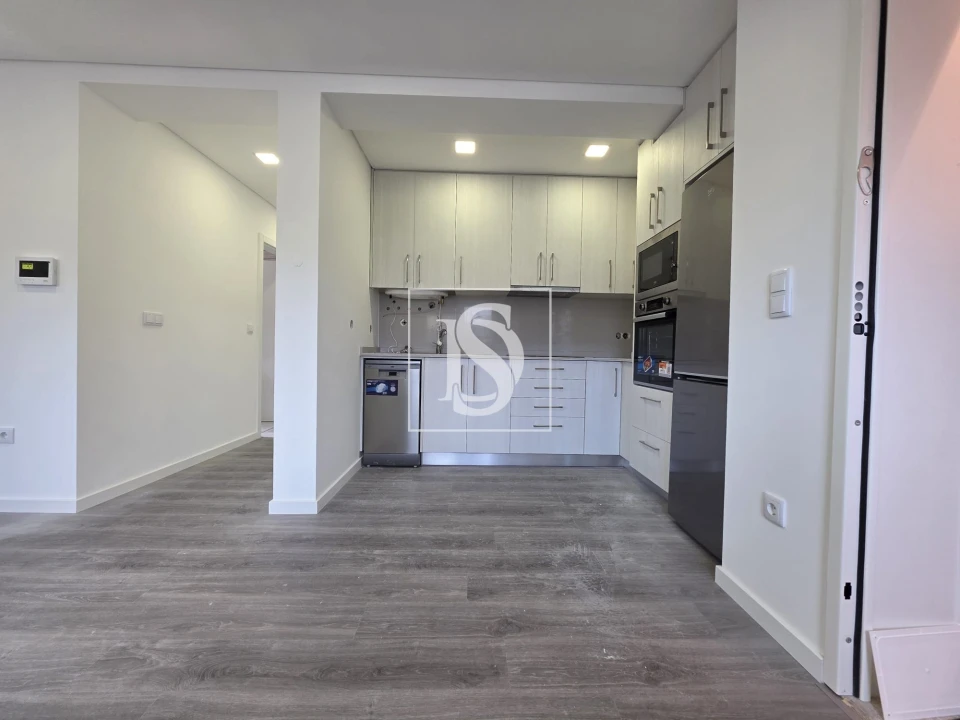 Apartamento T2 para Venda em Molelos Foto 4