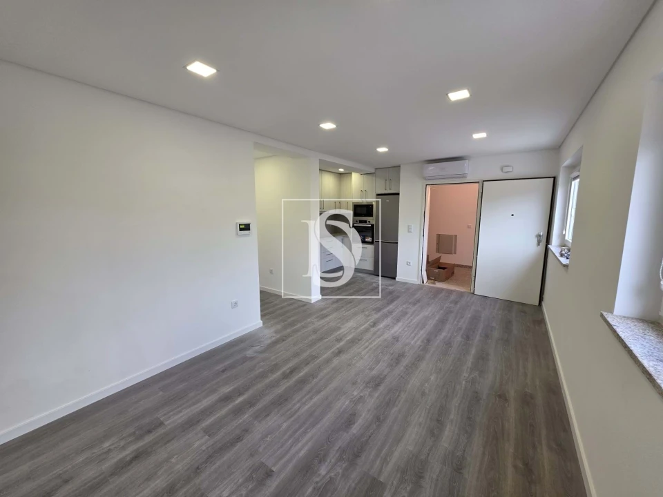 Apartamento T2 para Venda em Molelos Foto 5