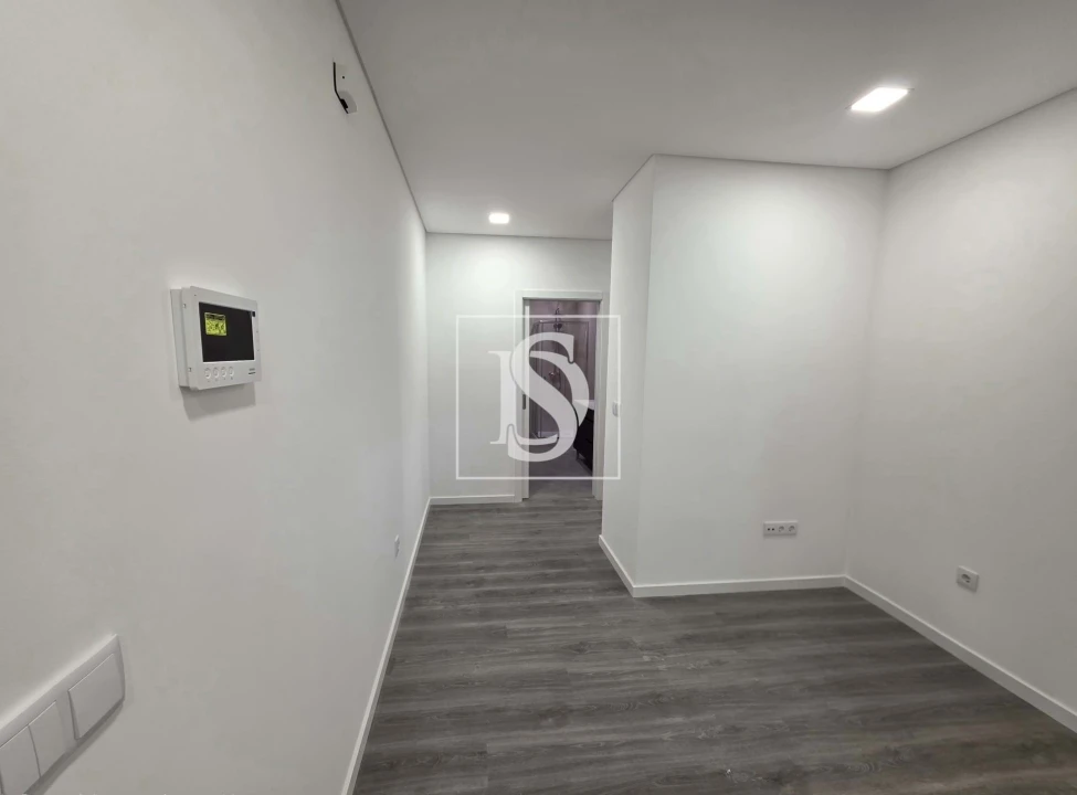 Apartamento T2 para Venda em Molelos Foto 7